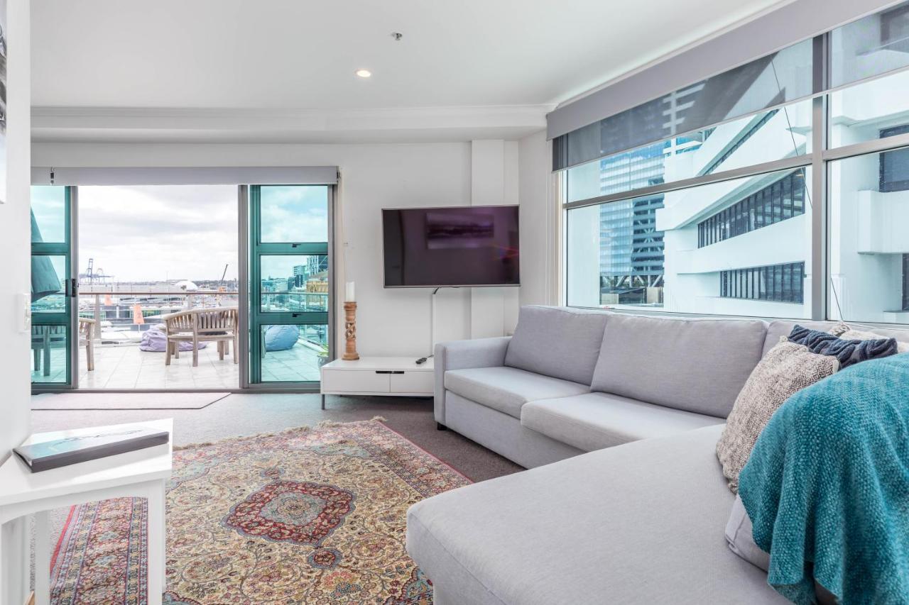 Stunning Waterfront Location With Huge Balcony! Apartamento Auckland Exterior foto